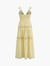 Langes Kleid mit Blumenmuster, V-Ausschnitt und Camisole-Knoten